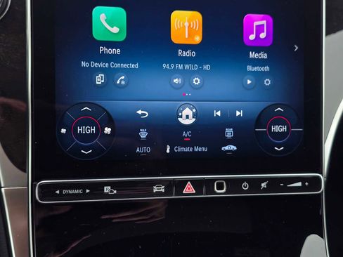 Used 2025 Mercedes-Benz GLC 300 GLC 300 image 28