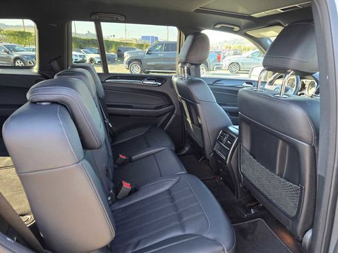 Used 2019 Mercedes-Benz GLS 450 4MATIC image 13