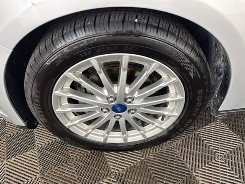 Used 2013 Ford Focus Electric Hatchback FWD image 28