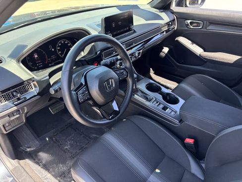 Certified 2025 Honda Civic Sport image 16