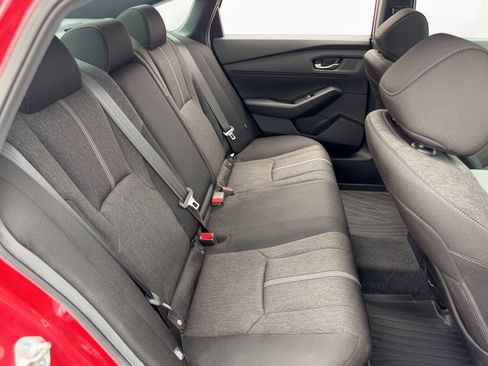 Used 2025 Honda Accord Sport image 29
