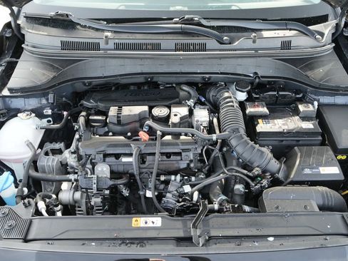 Certified 2023 Hyundai Kona Limited w/ Winter Weather Package image 19