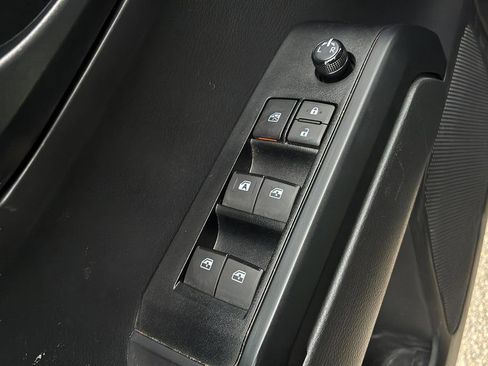 Used 2023 Toyota Tacoma SR AWD/4WD image 25