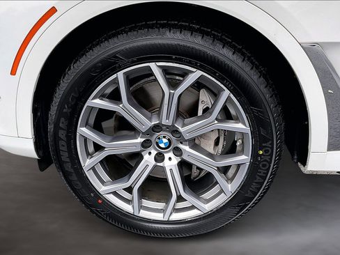 Used 2019 BMW X7 xDrive50i w/ Premium Package image 34