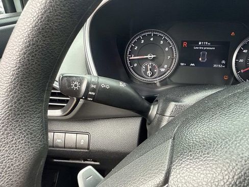 Used 2023 Hyundai Santa Fe SE image 32