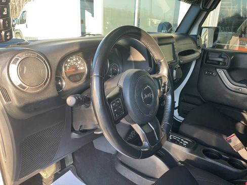 Used 2016 Jeep Wrangler Unlimited Sport w/ Quick Order Package 24S image 10