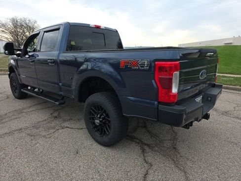 Used 2019 Ford F250 Lariat image 3