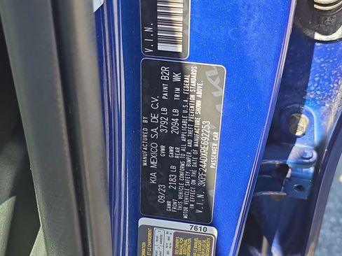 Used 2024 Kia Forte LXS FWD image 31