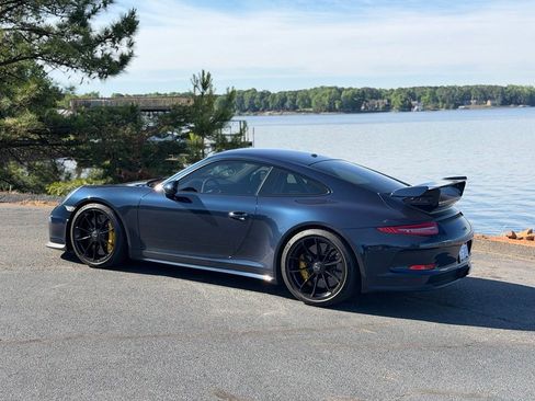 Used 2015 Porsche 911 GT3 RWD image 7
