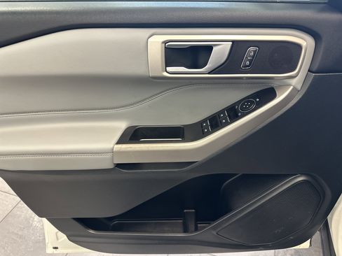 Used 2023 Ford Explorer XLT w/ Equipment Group 202A image 20