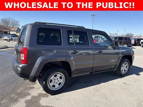 Used 2015 Jeep Patriot Sport image 2