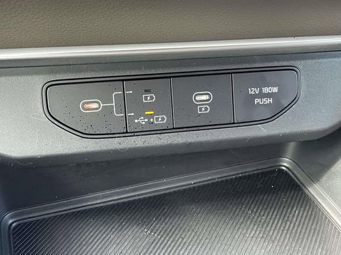 Certified 2026 Kia Carnival image 39