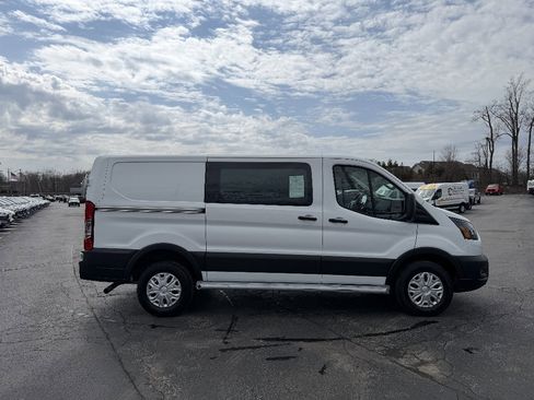 Used 2024 Ford Transit 250 Low Roof w/ Exterior Upgrade Package RWD image 7