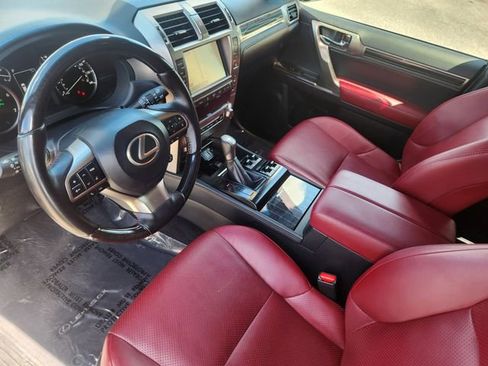 Used 2020 Lexus GX 460 Luxury w/ Accessory Package AWD/4WD image 7