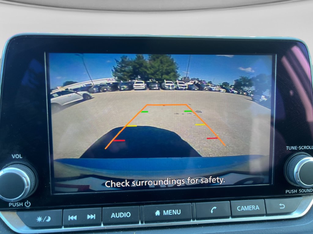Used 2024 Nissan Rogue SV FWD image 27