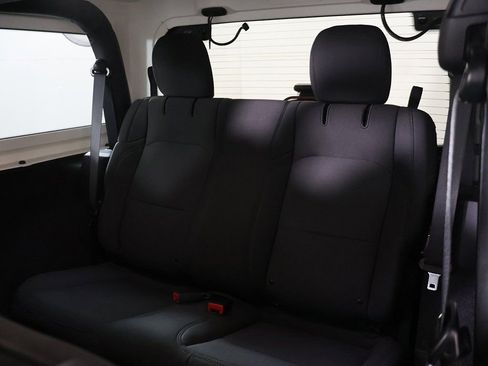 Used 2021 Jeep Wrangler Sport image 21