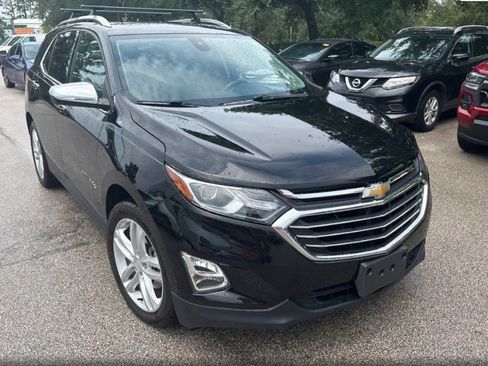 Used 2018 Chevrolet Equinox Premier FWD image 3