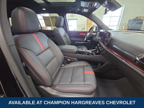 Certified 2024 Chevrolet Traverse RS AWD/4WD image 36