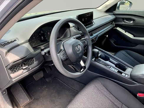 Used 2023 Honda Accord EX image 15