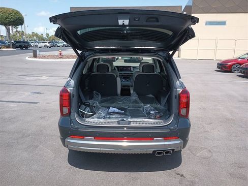 Used 2024 Hyundai Palisade Calligraphy image 17