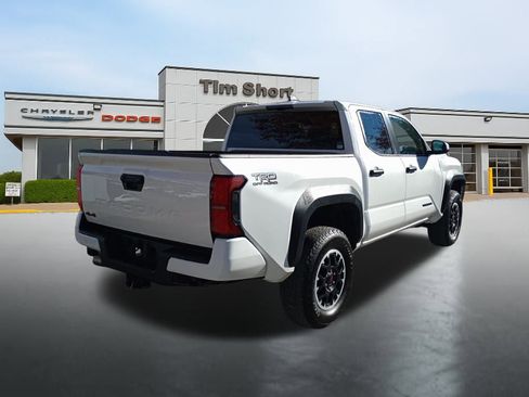 Used 2024 Toyota Tacoma SR5 image 5