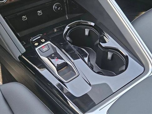 Certified 2025 Audi Q5 Premium w/ Convenience Package AWD/4WD image 17