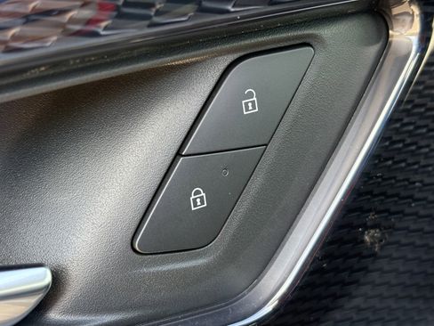 New 2026 Chevrolet Blazer EV LT w/ Super Cruise Package FWD image 18