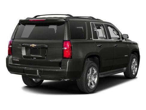 Used 2017 Chevrolet Tahoe LT w/ LT Signature Package RWD image 2