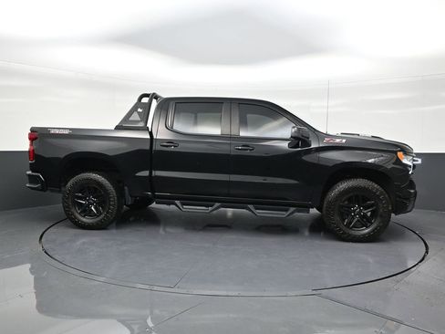 Used 2022 Chevrolet Silverado 1500 LT Trail Boss AWD/4WD image 6