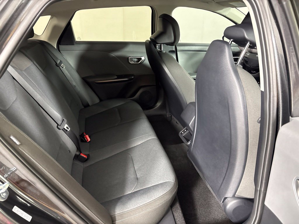 New 2026 Kia K4 FWD image 17