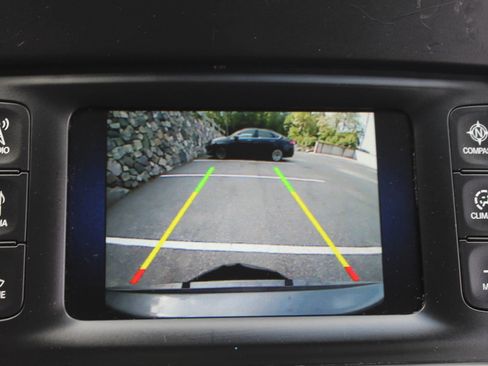 Used 2015 Chrysler 200 Limited w/ Convenience Group image 30