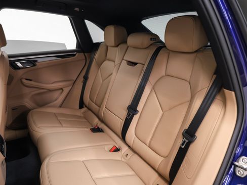 Certified 2026 Porsche Macan S AWD/4WD image 41