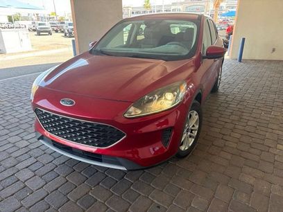 Used 2021 Ford Escape SE w/ Convenience Package