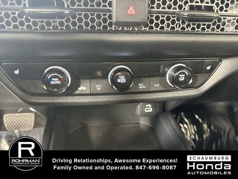 Certified 2025 Honda HR-V Sport image 9