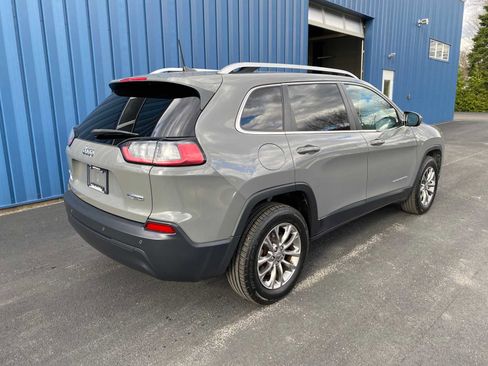Used 2020 Jeep Cherokee Latitude Plus w/ Cold Weather Group image 5