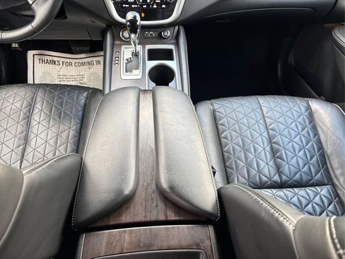 Used 2019 Nissan Murano Platinum image 20