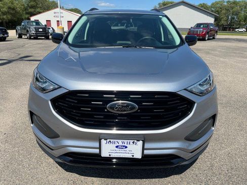 Used 2024 Ford Edge SE w/ Black Appearance Package image 8