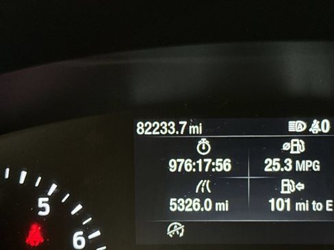 Used 2020 Ford Escape SE AWD/4WD image 13