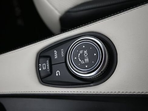 Used 2023 INFINITI QX55 Essential AWD/4WD image 15