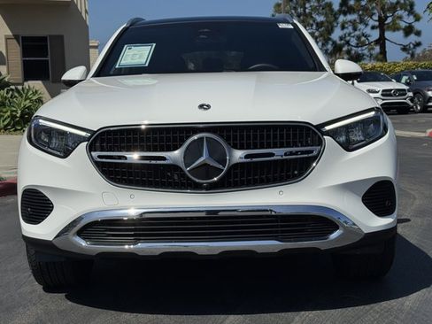Used 2026 Mercedes-Benz GLC 300 4MATIC image 3