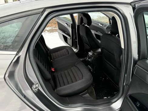 Used 2013 Ford Fusion SE image 13