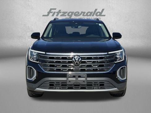 Used 2026 Volkswagen Atlas SE AWD/4WD image 3