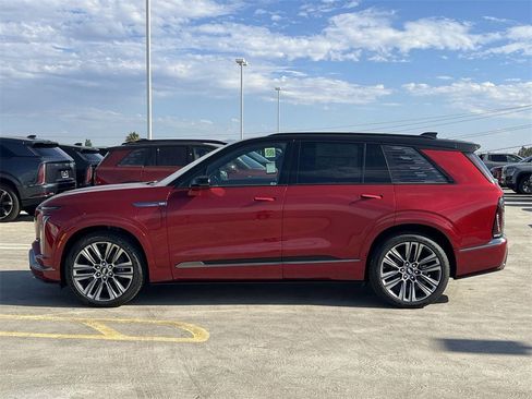 New 2026 Cadillac Vistiq Platinum image 7