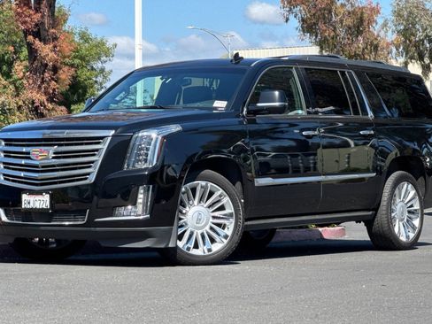 Used 2019 Cadillac Escalade ESV Platinum image 9