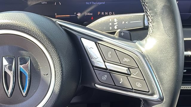 Used 2025 Buick Enclave Preferred FWD image 18