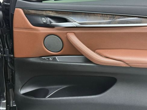 Used 2017 BMW X6 xDrive50i image 22