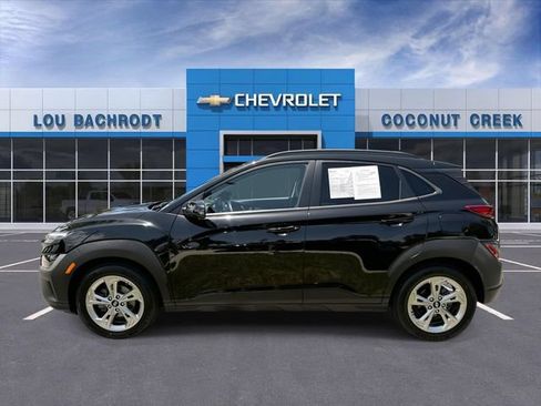 Used 2022 Hyundai Kona SEL w/ Convenience Package FWD image 5