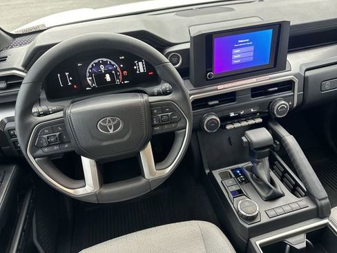 Certified 2025 Toyota 4Runner SR5 image 14