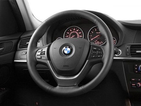 Used 2014 BMW X3 xDrive28i image 9