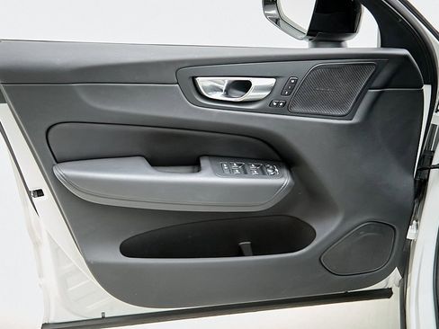 Certified 2023 Volvo XC60 B5 Plus w/ Protection Package Premier image 10